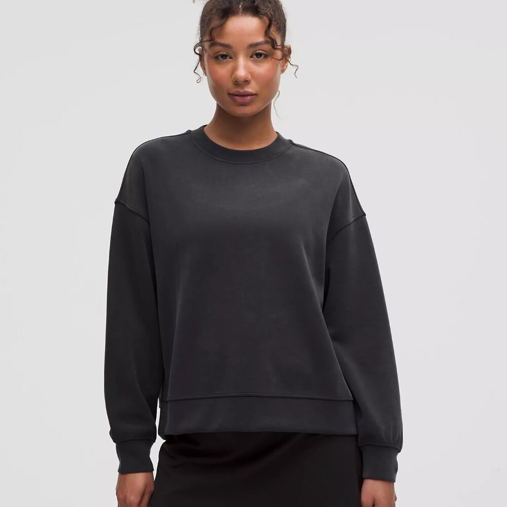 Lululemon softstreme / peachskin sweatshirt - *beige colour*